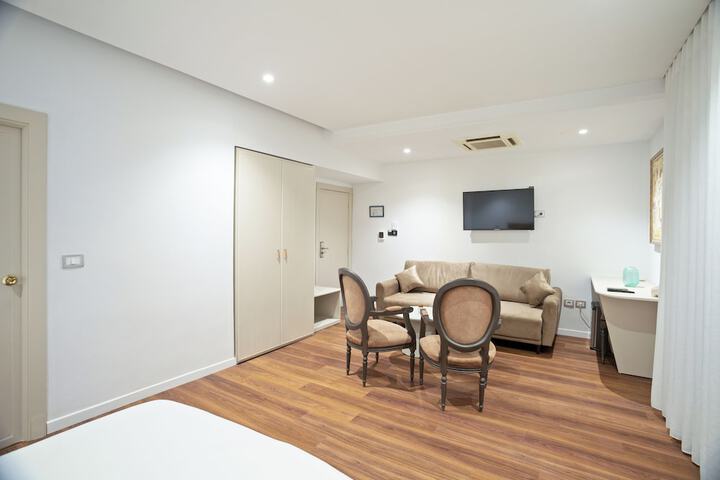 Room 14 of 62
