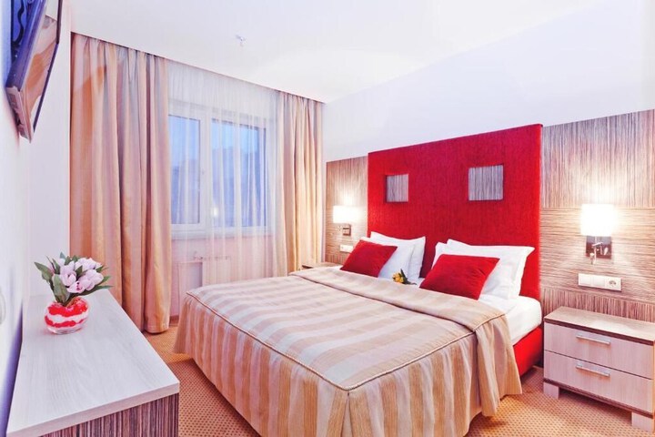 Room 9 of 59