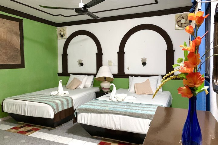 Room 10 of 83