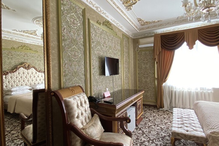 Standard Suite