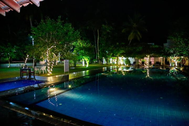 Pool 38 of 61