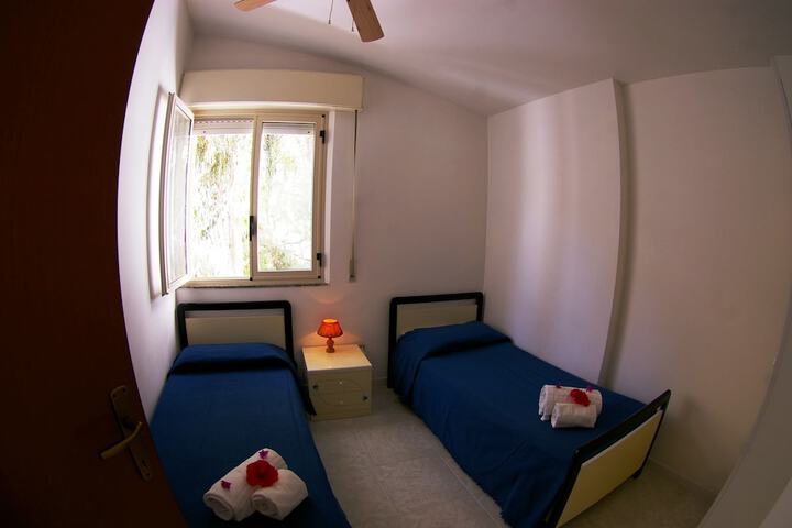 Room 23 of 70