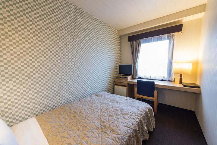 Room 5 of 29