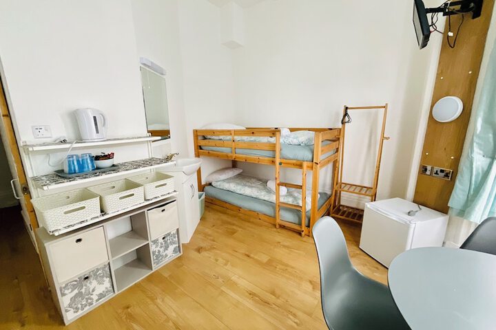 Room 47 of 148