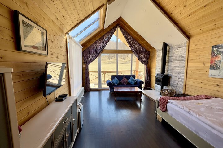 Room 3 of 92