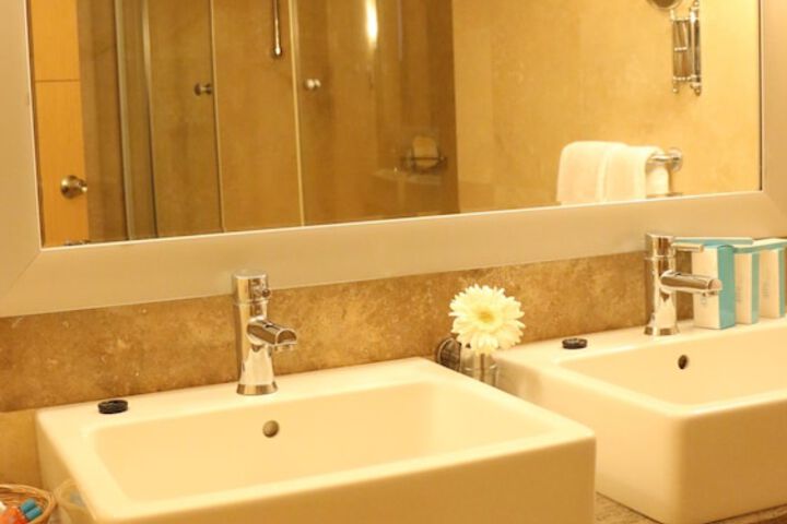 Clean Restrooms