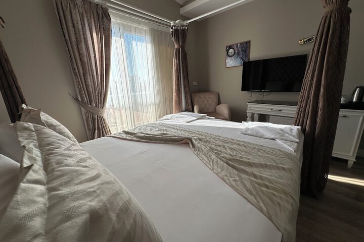 Room 18 of 131