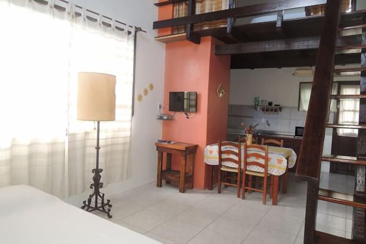 Room 3 of 67
