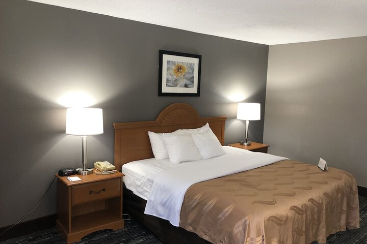 Standard | King Bed (13 of 29)