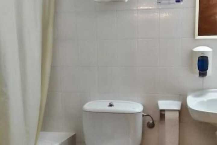 Room 12 of 24