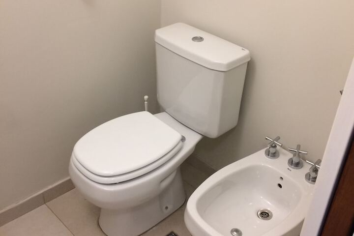 Room 18 of 33