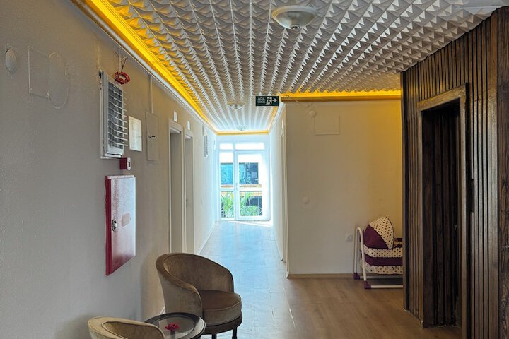 Ballroom/Hall 85 of 107