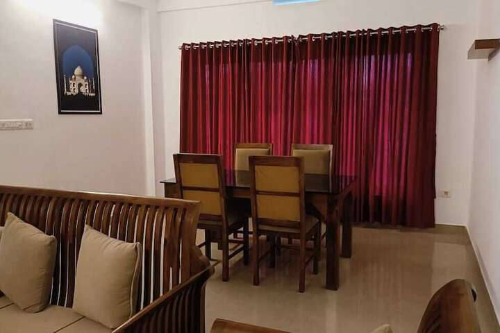Room 34 of 41
