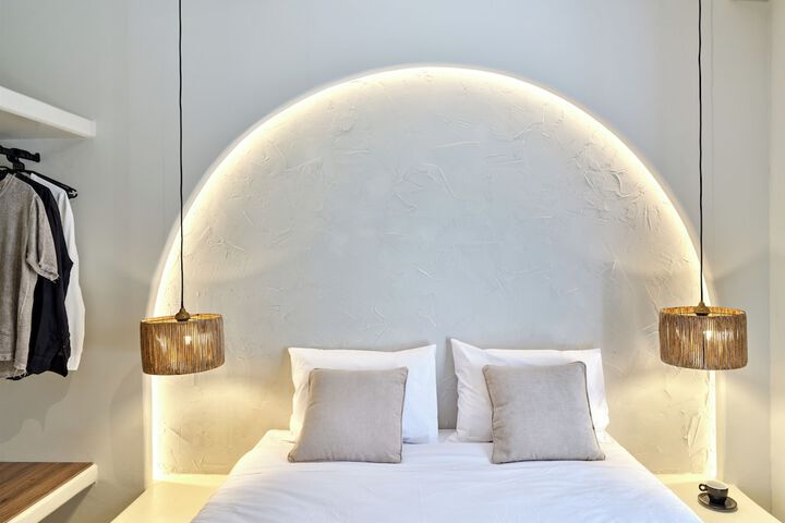 Room 2 of 44
