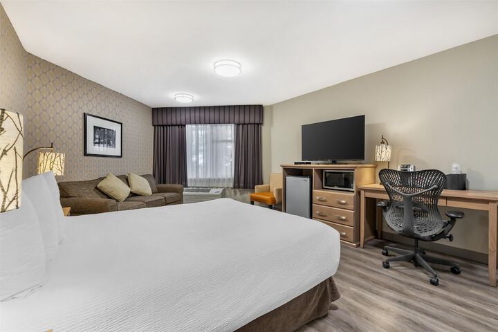 Room 25 of 60