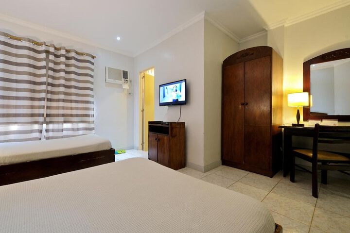 Room 25 of 50