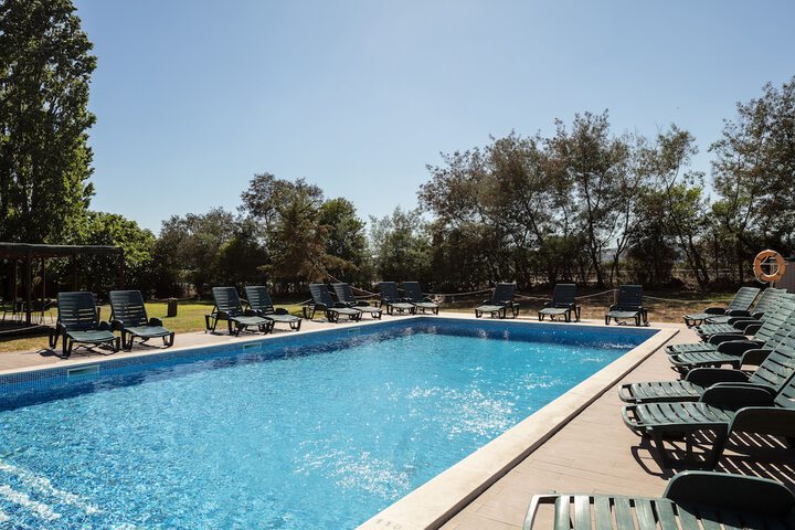 Hotel Pool
