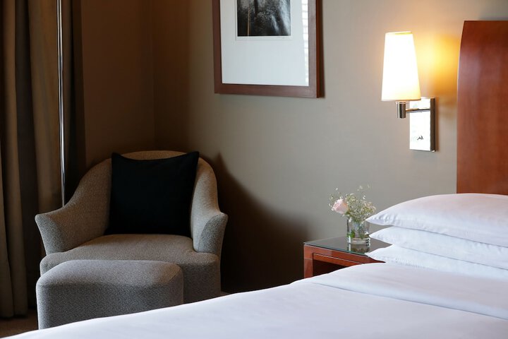 Room 13 of 63