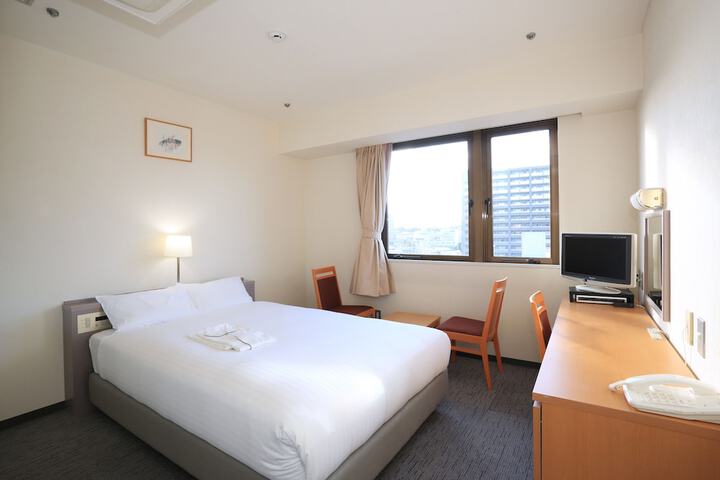 Room 7 of 23