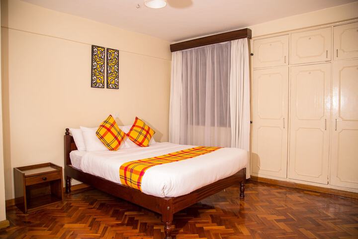 Room 8 of 65