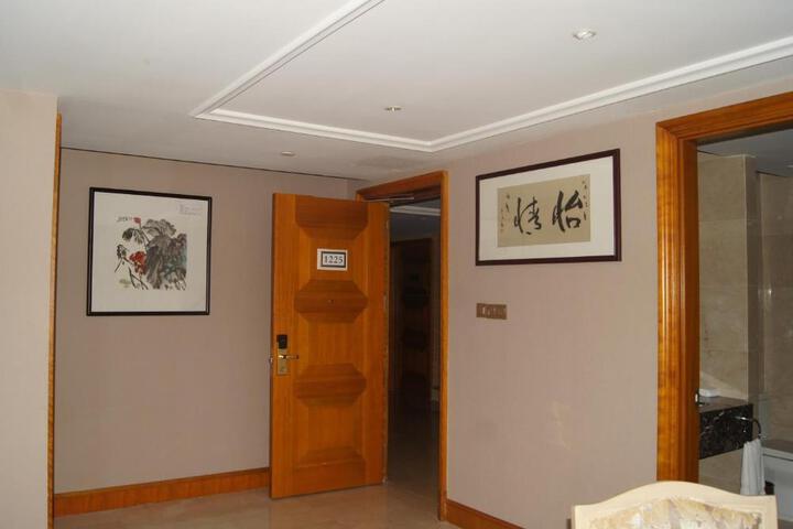 General 5 of 8