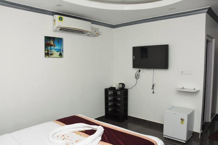 Room 5 of 40