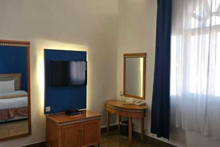 Room 20 of 46