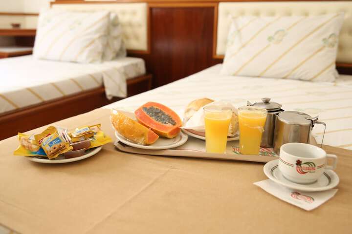 Breakfast/Coffee Service 12 of 23