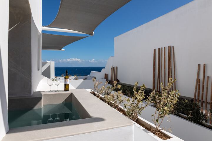 Terrace/Patio 65 of 136