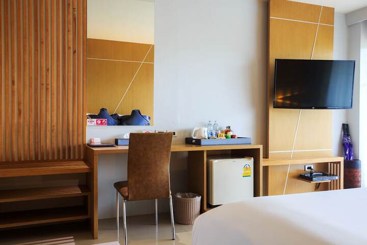 Room 15 of 112