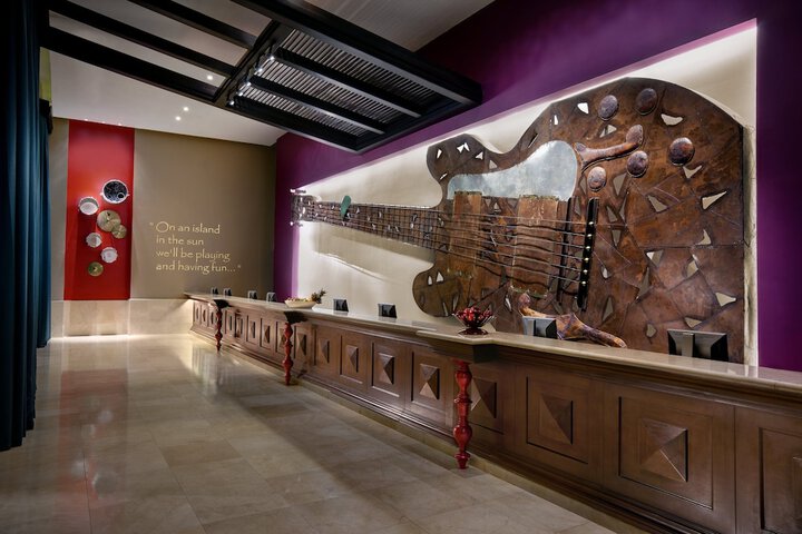 Guest Lobby