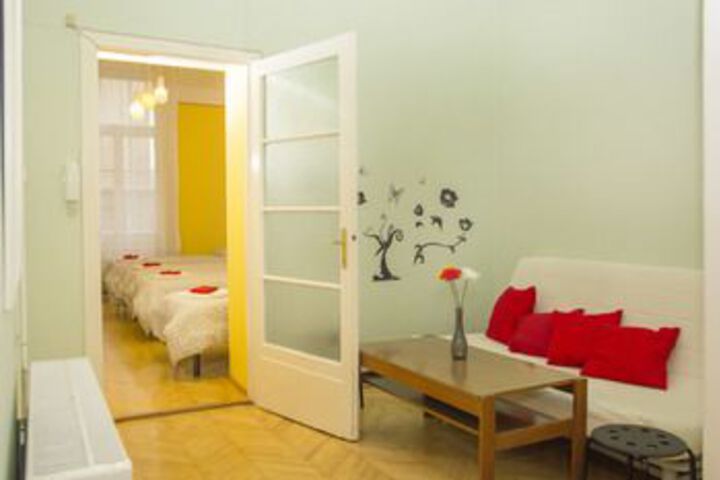Room 177 of 322