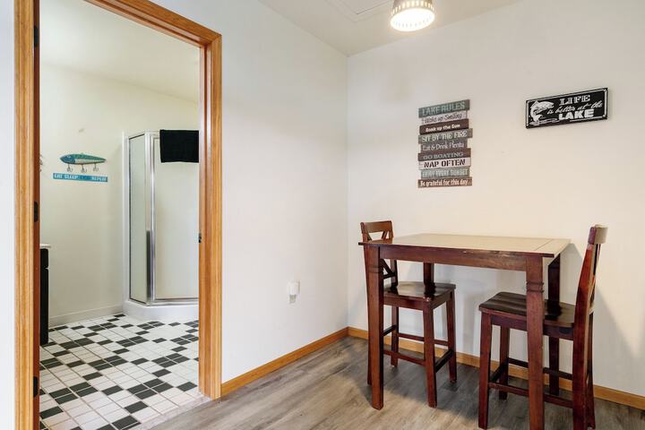 Room 62 of 154