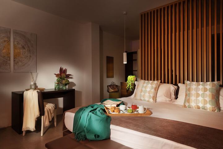 Room 14 of 190
