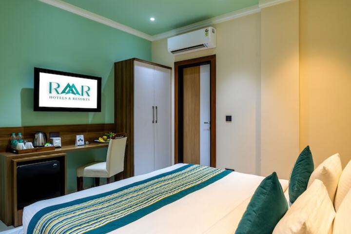 Room 15 of 41