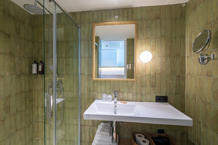Bath Photo