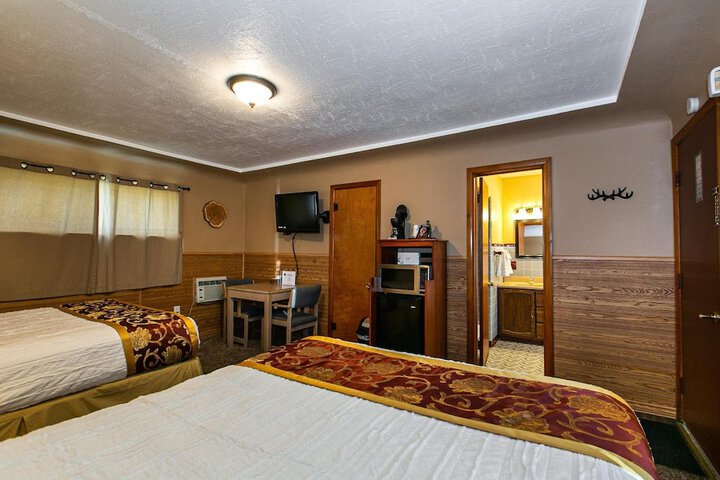 Room 10 of 21