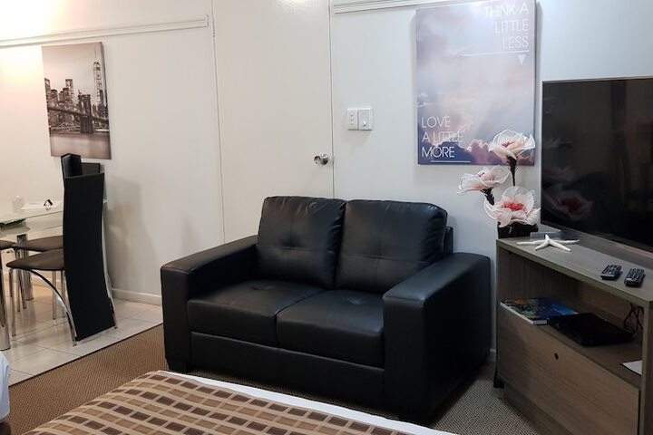 Room 11 of 66