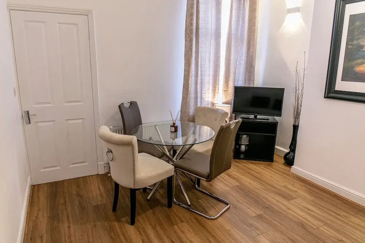 Room 2 of 13