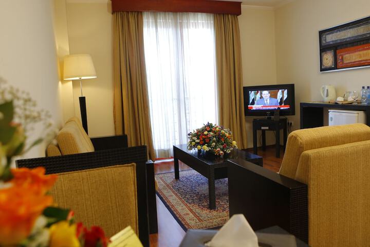 Room 15 of 42