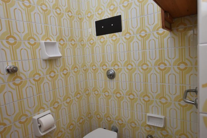 Room 26 of 53