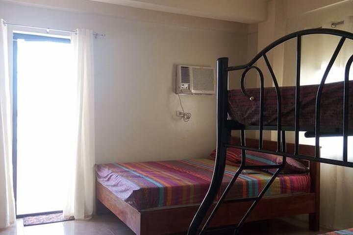 Room 3 of 18