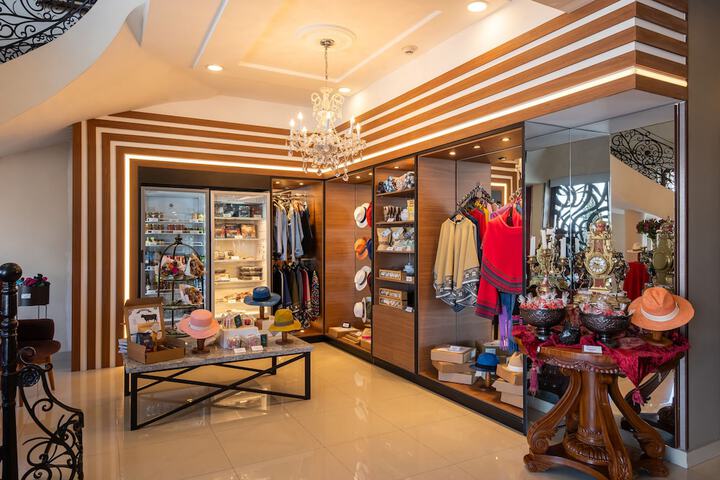 Gift Shop 43 of 62