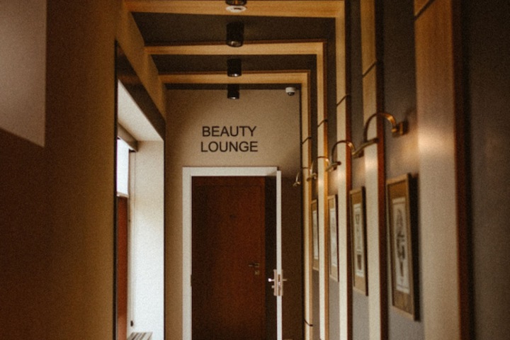 Ballroom/Hall 96 of 115