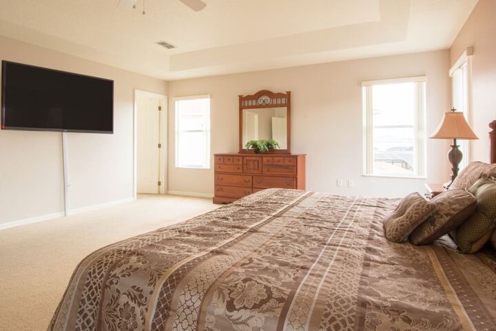 Room 8 of 23