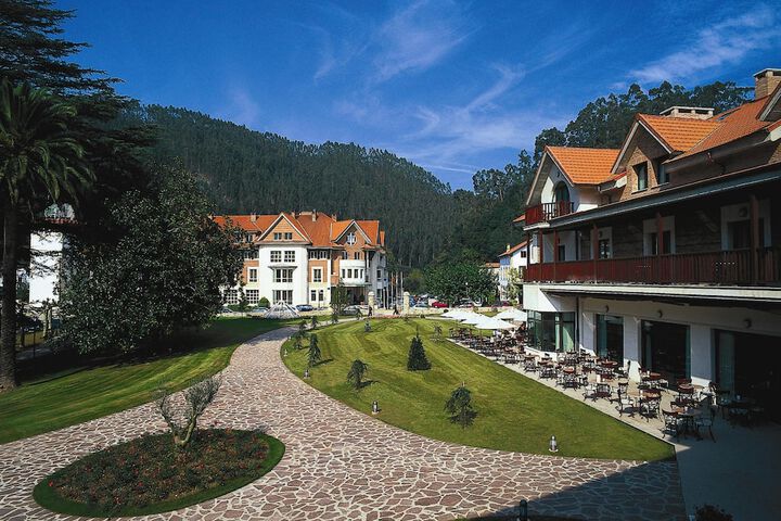 Gran Hotel Balneario De Puente Viesgo