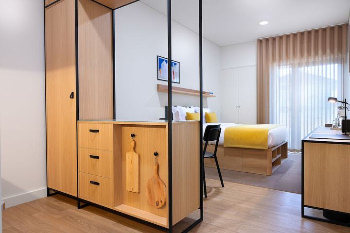 Room 33 of 84