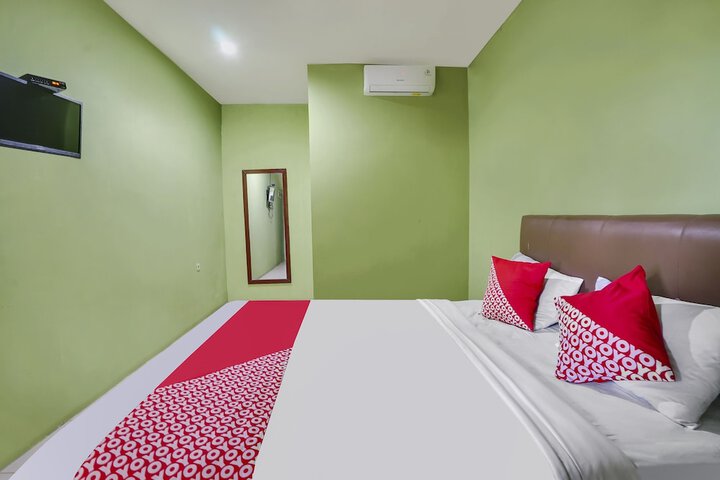 Room 17 of 26