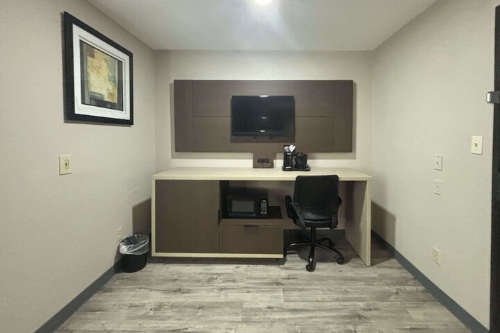 Room 22 of 49