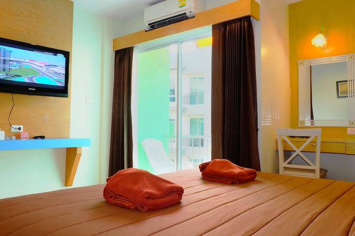 Room 7 of 29